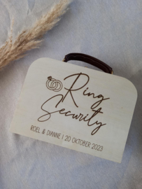 Houten koffertje ringsecurity