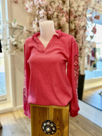 Wafel blouse met geborduurde aztec print