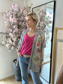 Fijn gebreid vest met lurex en ananas print