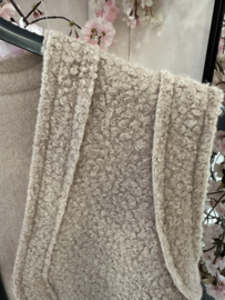 IZ NAIZ gilet boucle sand 3857