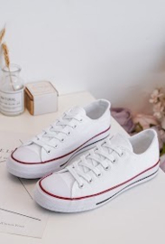 Canvas sneaker laag