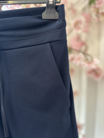 IZ NAIZ travelshort navy 3620