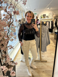 Musthave by Elja Mesh top