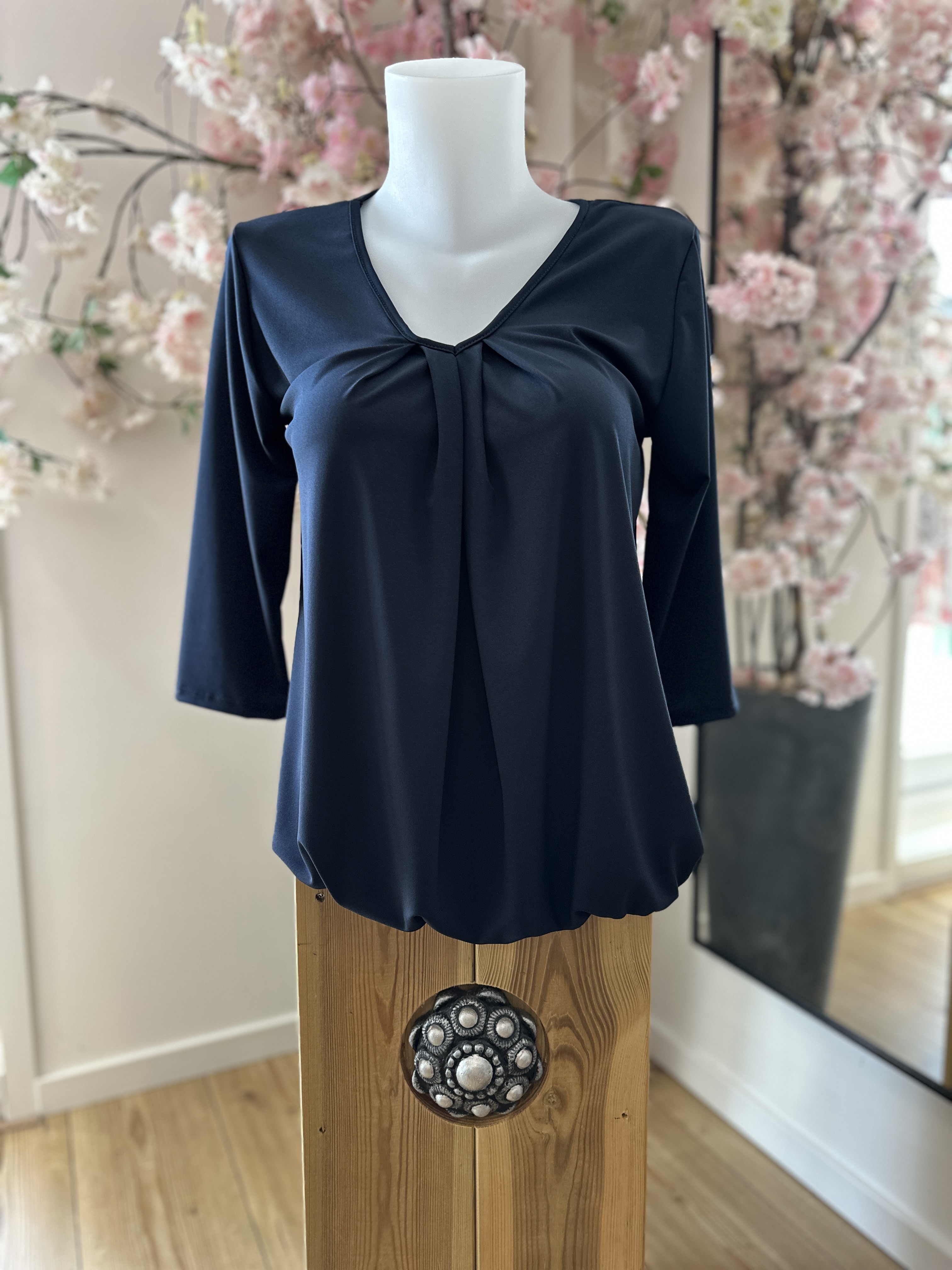 IZ NAIZ V-hals blousetop navy 3418