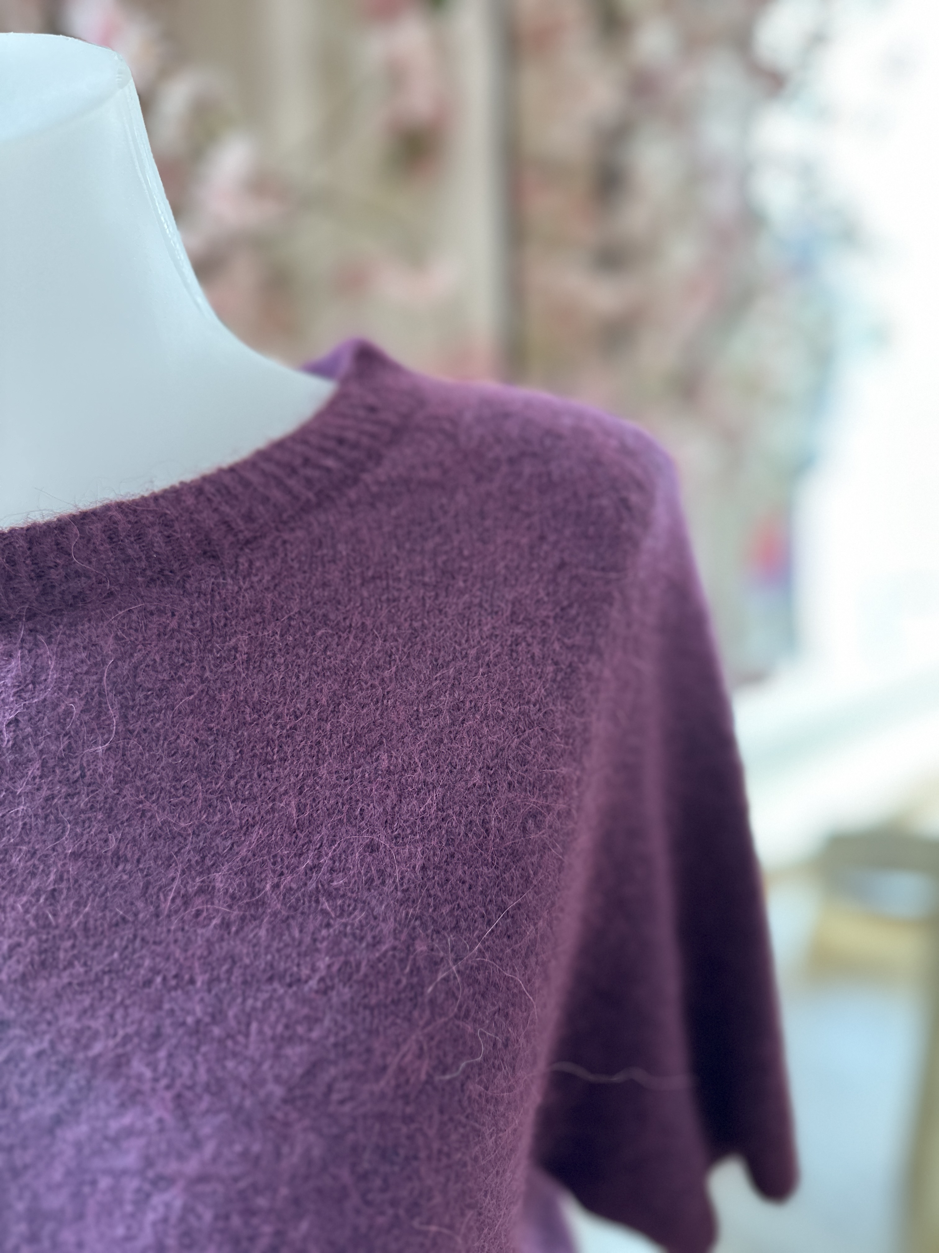 Zacht gebreid truitje met baby alpaca wol - Aubergine