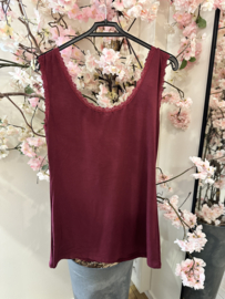 Basis topje zwart bordeaux