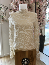 Biba kanten top met wijde mouw-beige