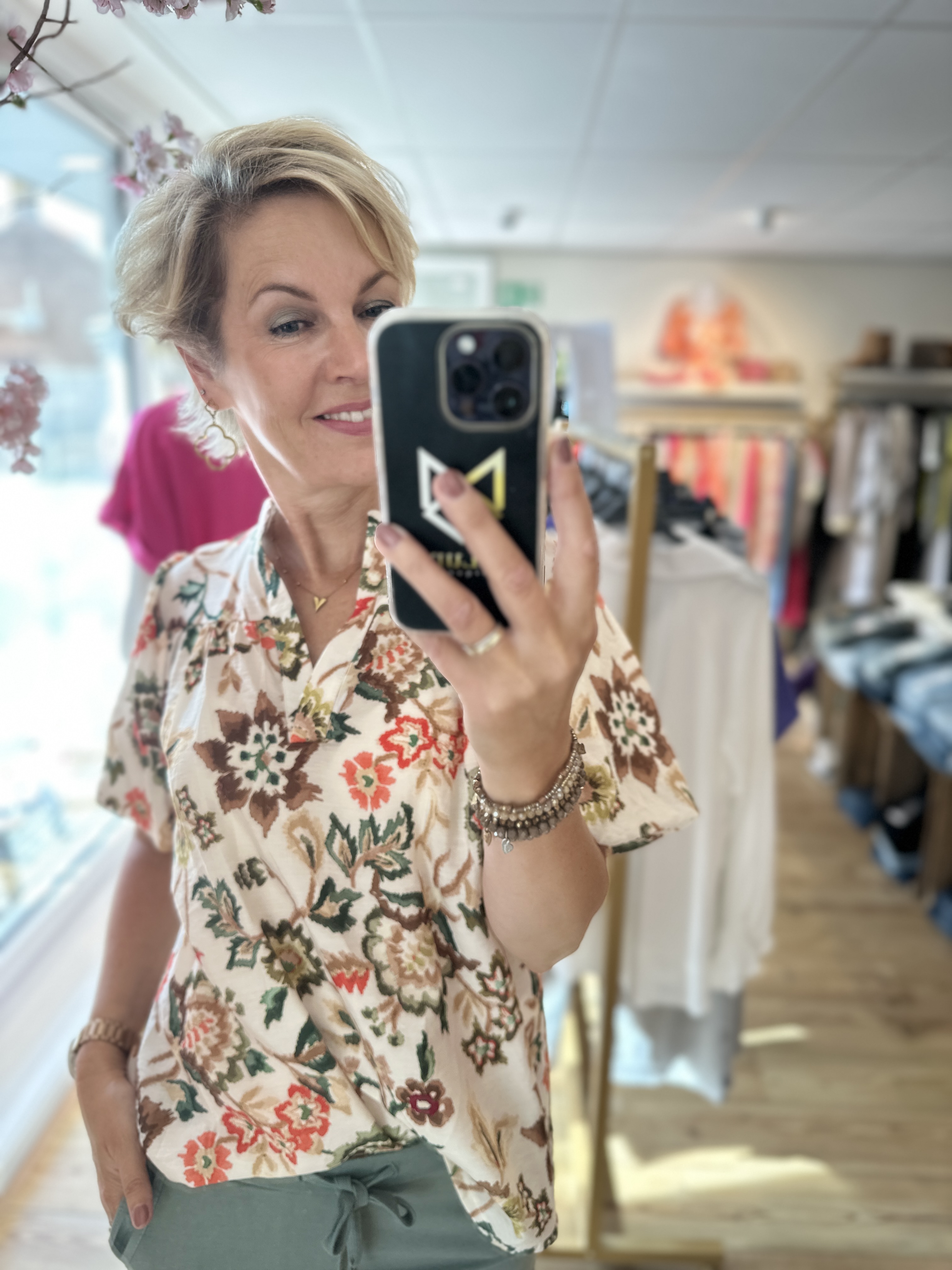 Vera Jo blouse korte mouw Army