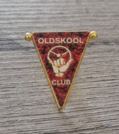 pennant old school club pluche