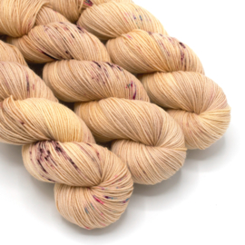 Merino  fingering - OOAK Champagne