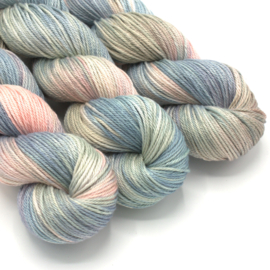 Faded Flora DK