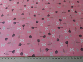 Roze met bloemen en vlinders