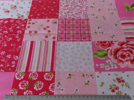 Roze patchwork met rozen