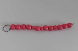 Kralen slinger 20 cm. met roze kralen