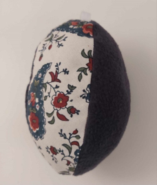 Sloopbal met vanillekoekjes Donkerblauw motief met bordeaux bloemen