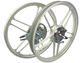 Stervelg set 16 / 17 Inch x 1.35 Compleet Gepoedercoat Wit Puch Maxi Modellen