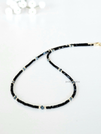 Zwarte Spinel en ruwe blauwe diamanten kralen ketting, 14k goldfilled - 925 zilver