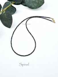 Mystic Spinel donker grijs kralen ketting, leverbaar 14k goldfilled - 925 sterling zilver