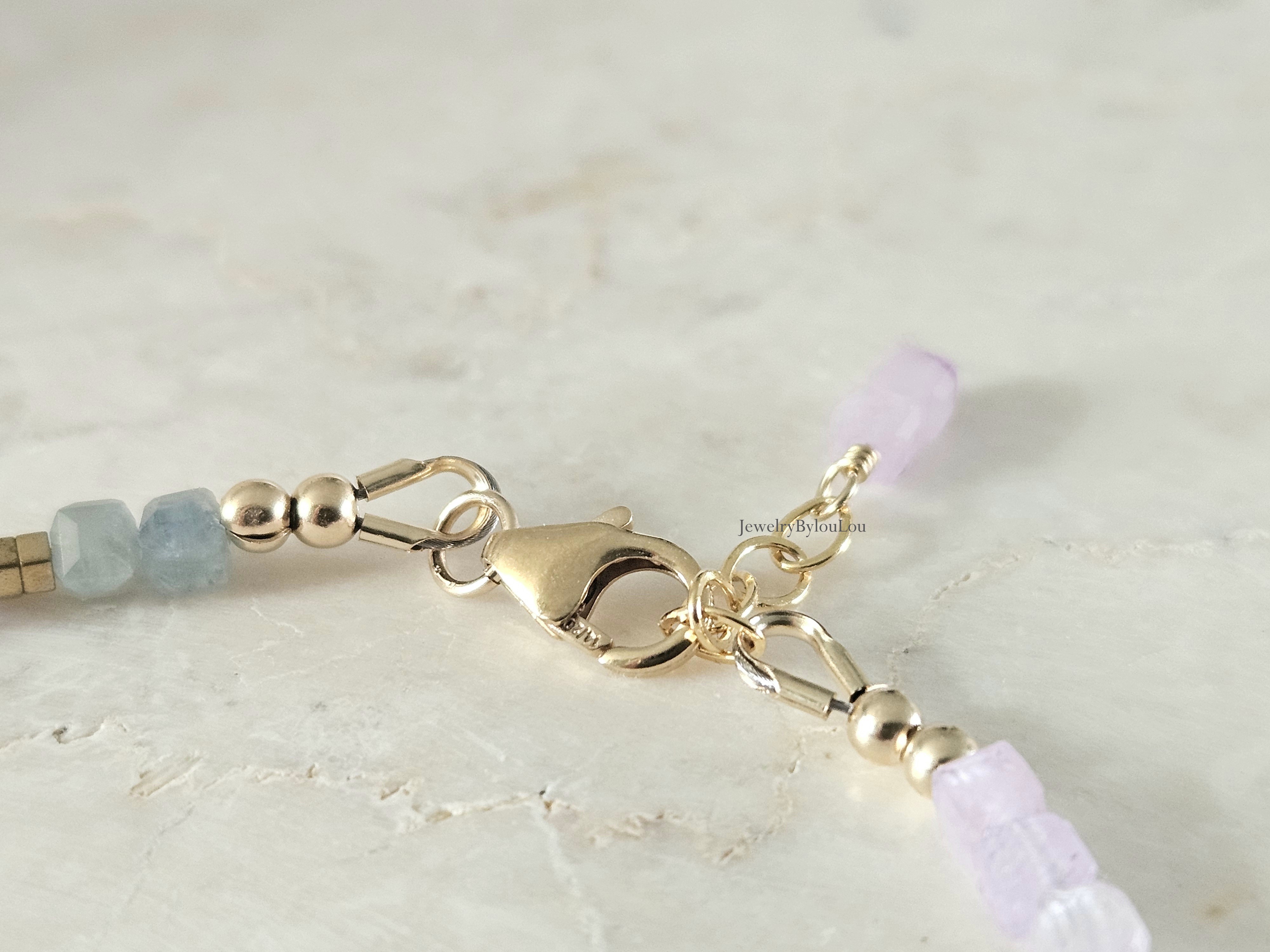 Kunziet en groen-blauwe Kyaniet kralen armband, 14k goldfilled & 925 sterling zilver