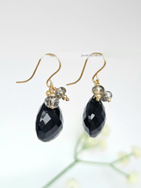 Zwarte Onyx en Toermalijnkwarts kralen oorbellen, leverbaar in 14k goldfilled & 925 sterling zilver