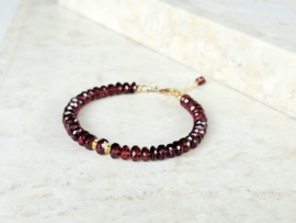 Mozambique AAA+ Granaat kralen armband  14k goldfilled - 925 sterling zilver