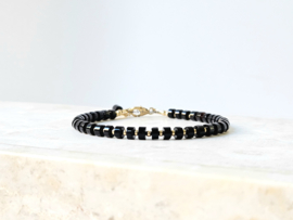 Zwarte Onyx kralen armband, 14k goldfilled - 925 sterling zilver