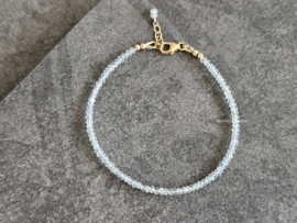 Fijn aquamarijn kralen armbandje, 14k goldfilled & 925 sterling zilver
