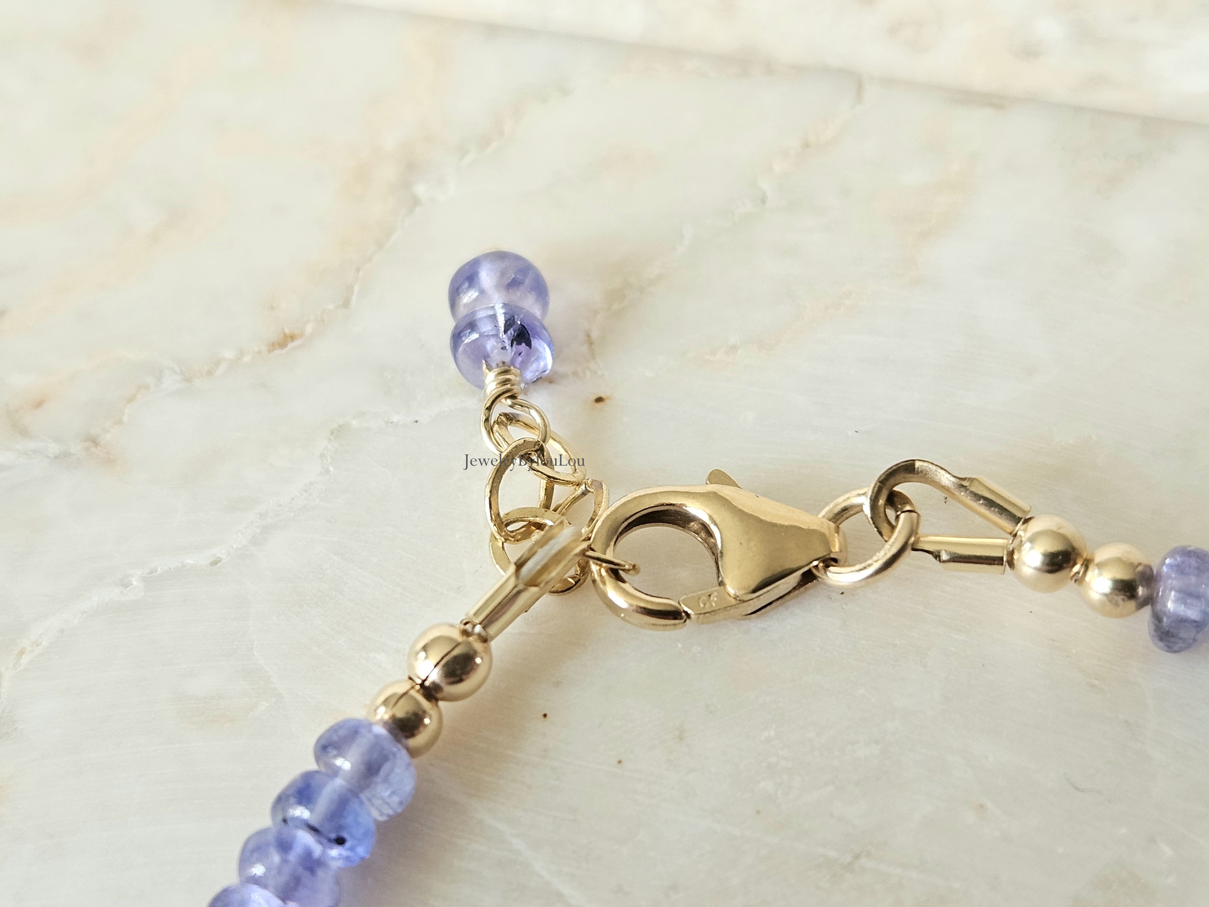 Tanzanite and Peacock freshwaterpearl beaded bracelet, 14k goldfilled - 925 sterling silver