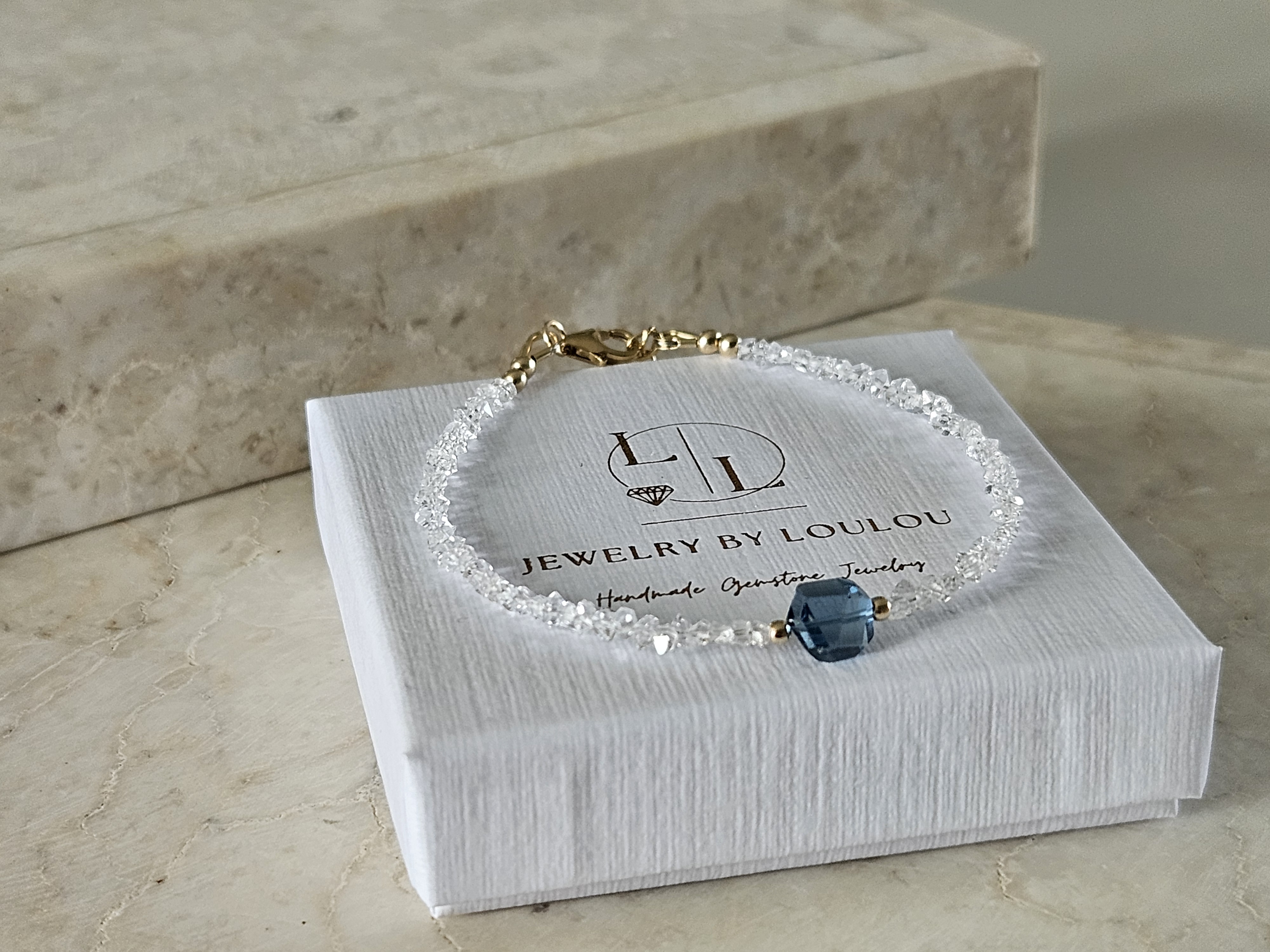 Herkimer diamanten en London Blue Topaas  kralen armband, leverbaar 14k goldfilled - 925 sterling zilver