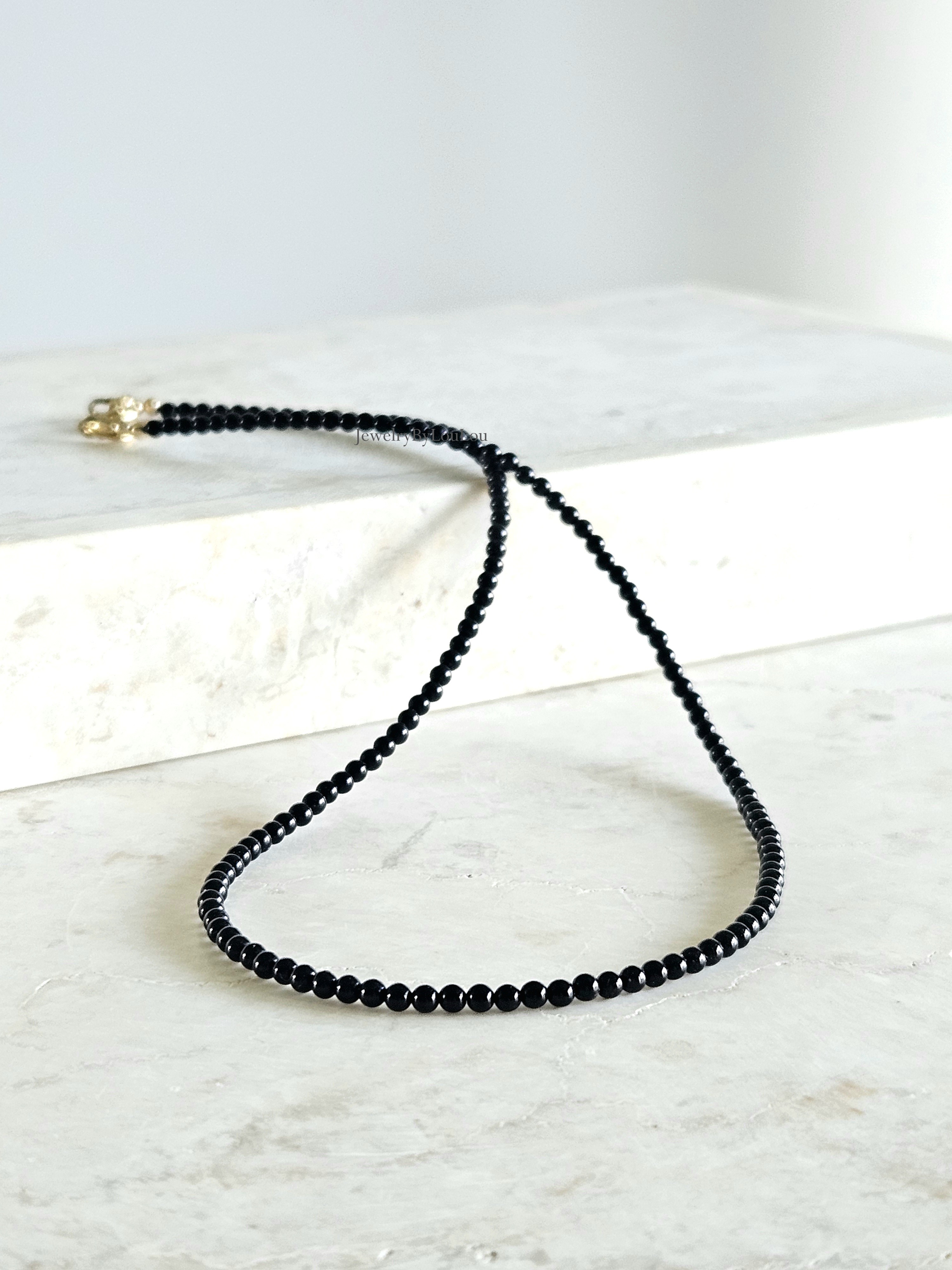 Zwarte onyx kralen ketting, leverbaar 14k goldfilled - 925 sterling zilver
