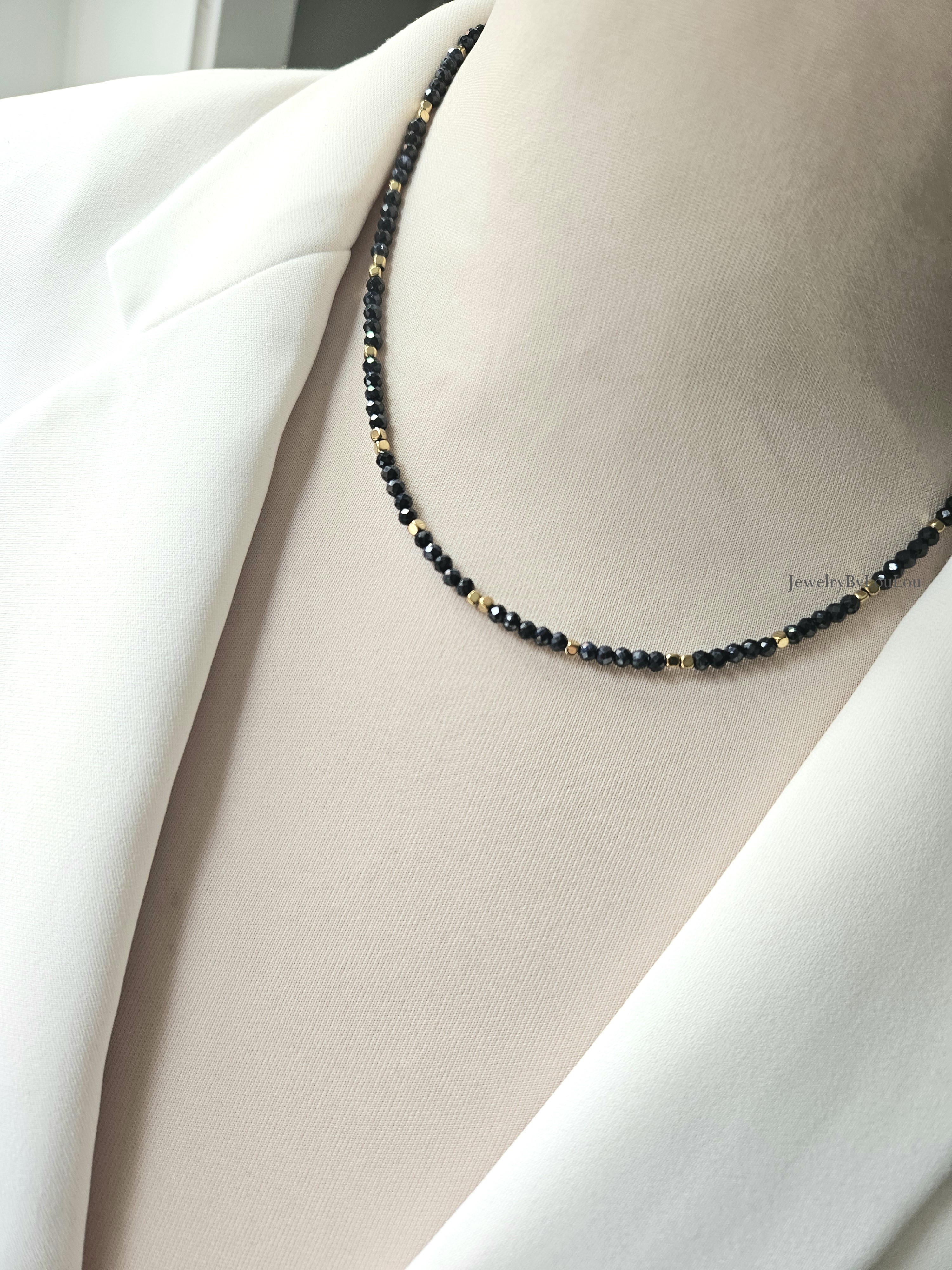 Darkblue Sapphire beaded necklace, 14k goldfilled - 925 sterling silver
