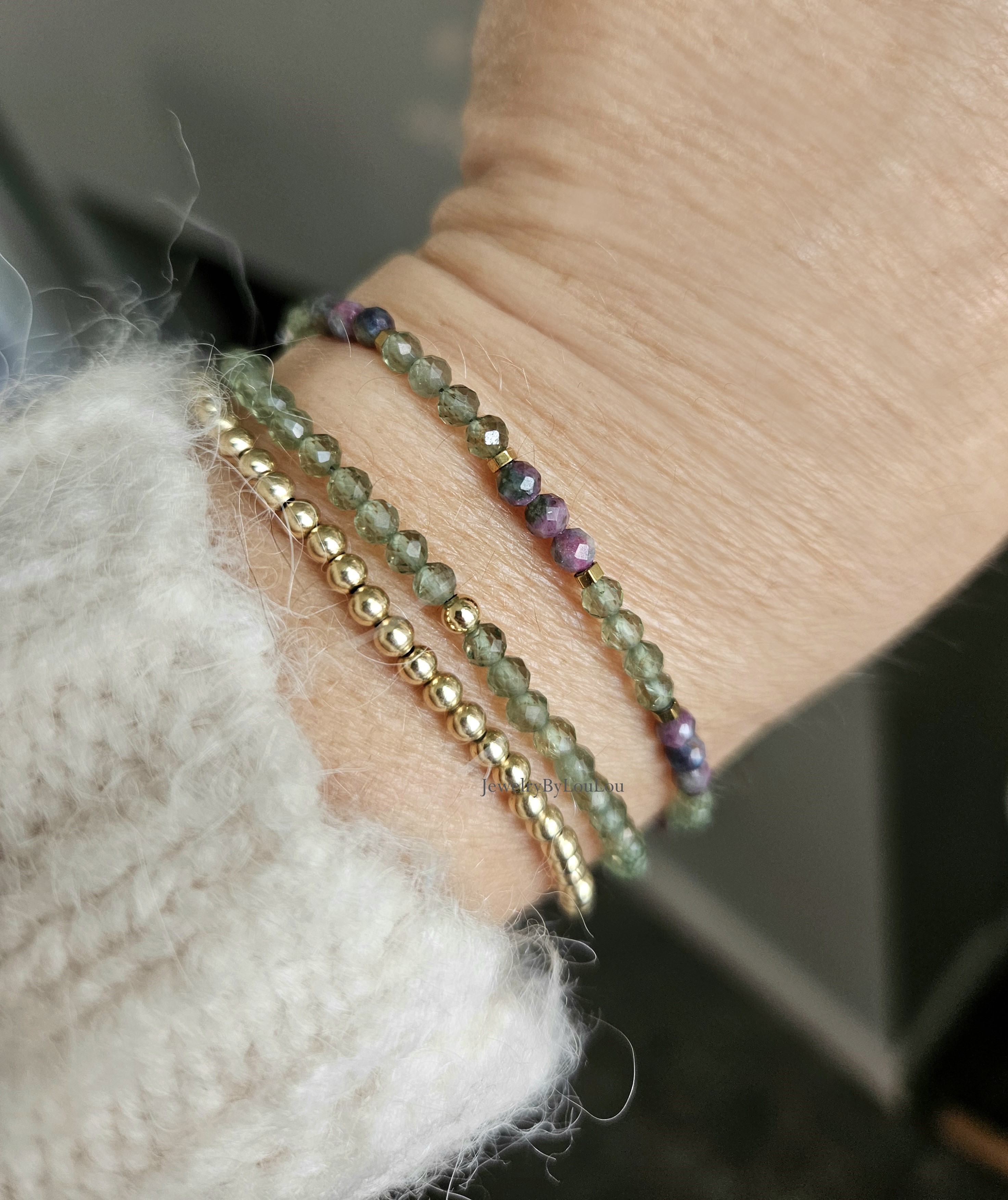 Apatiet en Robijn-Kyaniet Fuchsiet edelstenen kralen armband  14k goldfilled - 925 sterling zilver