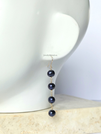 Zoetwaterparel oorbellen donkerblauw  14k goldfilled & 925 sterling zilver
