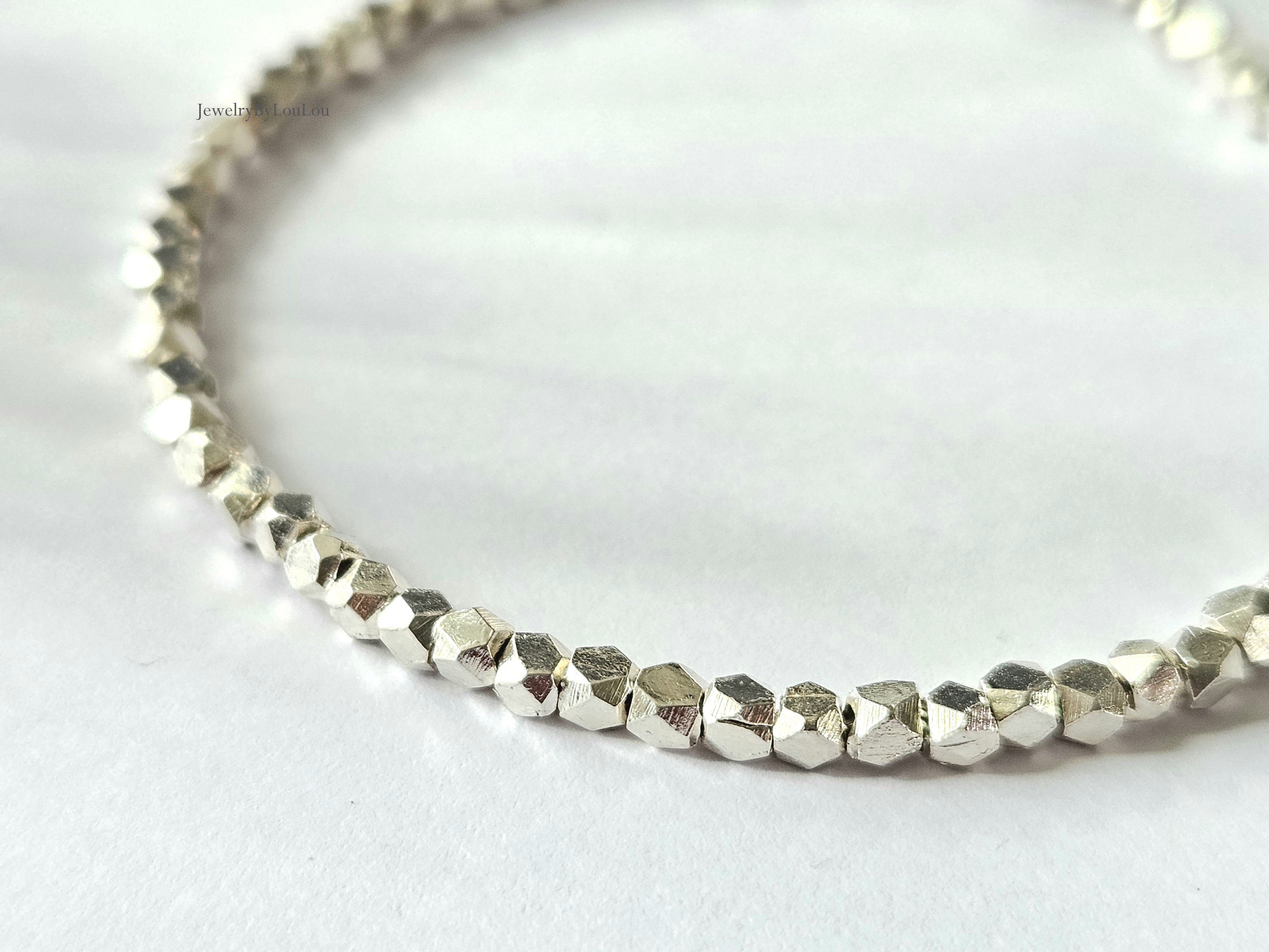Zilveren Hill Tribe kralen armband  925 sterling zilver, leverbaar met sluiting - elastiek