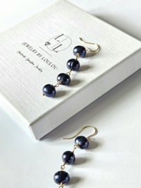 Zoetwaterparel oorbellen donkerblauw  14k goldfilled & 925 sterling zilver