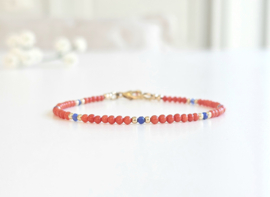 Koraal en Sodaliet armband     925 sterling zilver   -   14k goldfilled