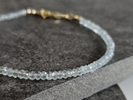 Fijn aquamarijn kralen armbandje, 14k goldfilled & 925 sterling zilver