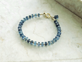 Teal blauwe Kyaniet kralen armband, 14k goldfilled - 925 sterling zilver