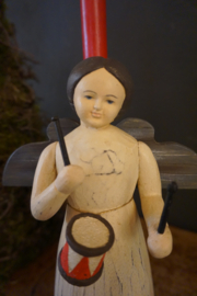 Engel met trommel (met kaarsenhouder)