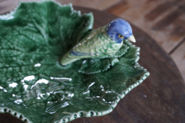 Appetizer plate with bird