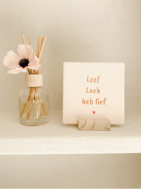 Tegel 'Leef, lach, heb lief'