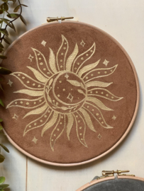 Muurhanger sun