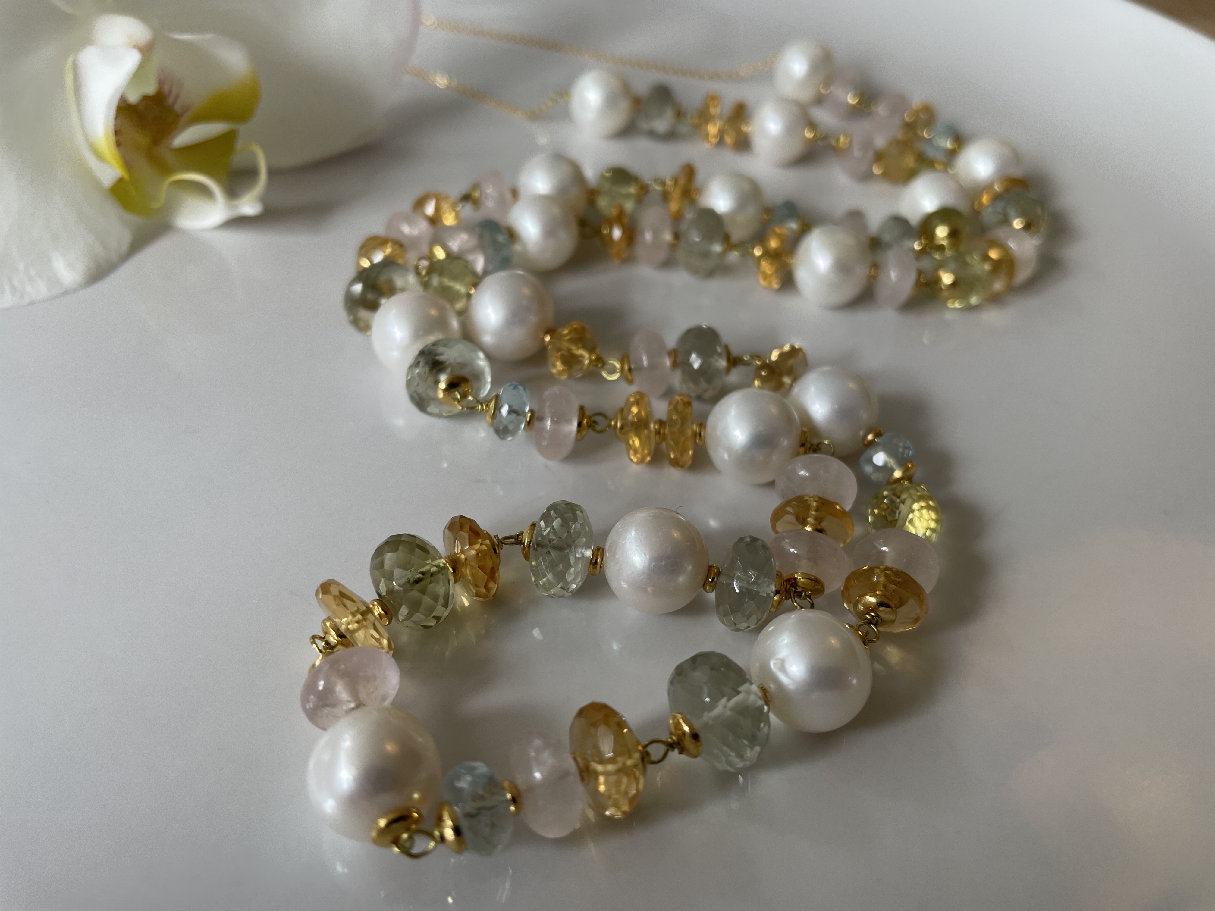 parelketting pastel edelsteen