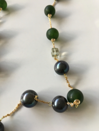 parelketting met frosted green stone en groene amethist