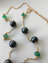 zwartgroene parelketting met groene onyx