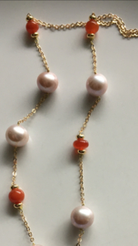 parelketting ivoorpaars met carneool