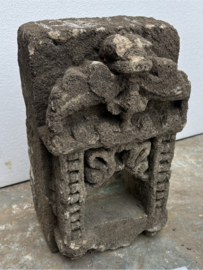 Antieke steen tempel N146-45