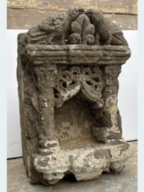 Indiase steen huisaltaar N146-49