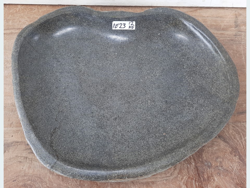 Vogeldrinkschaal riviersteen PE23 (44x36cm)