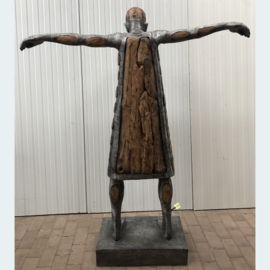 Beeld  van teak / aluminium N7 (177 cm hoog)